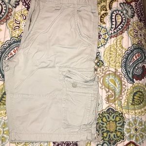 Men’s cargo shorts